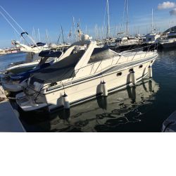 This Boat for sale is a 
Fairline, 
Targa 33, 
Used, 
Power Cruisers, 
10.00, 
Metre